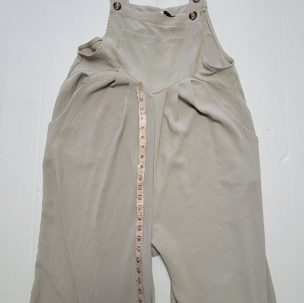 Overalls - Picture 13 of 16